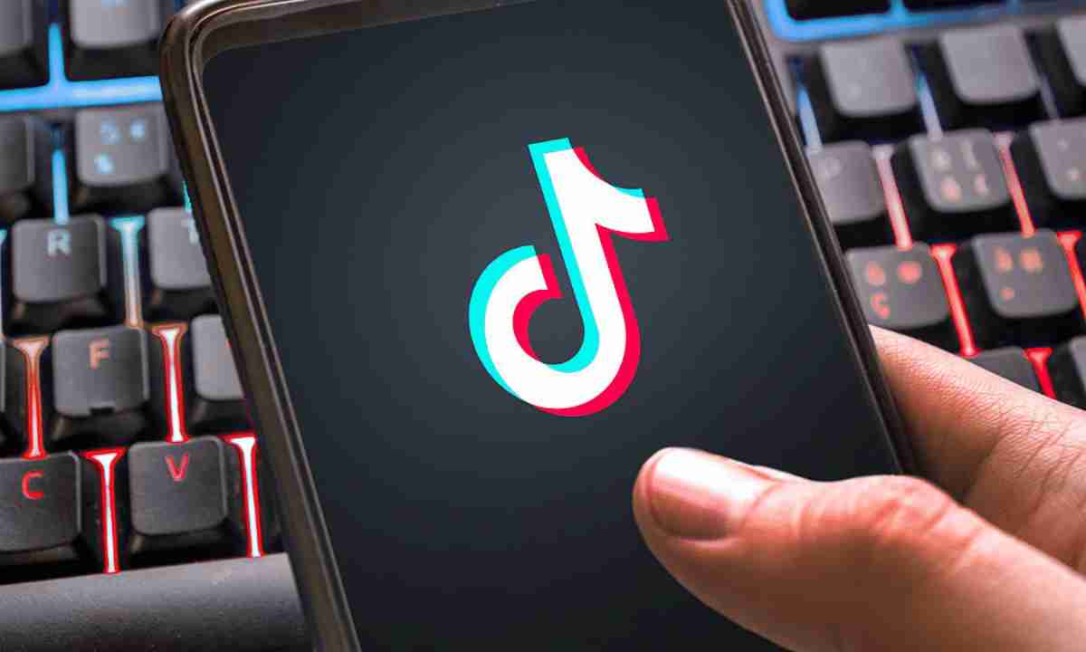 Due to its rigorous hiring practices, tik tok enjoys cult status in the technology industry Due to its rigorous hiring practices, Tik Tok enjoys cult status in the technology industry