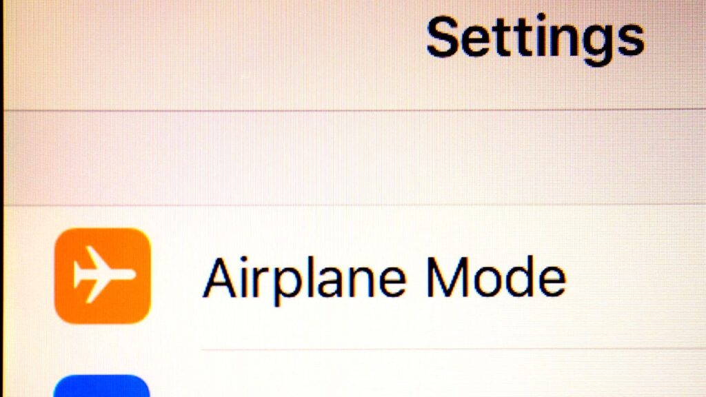 airplane mode in Flight