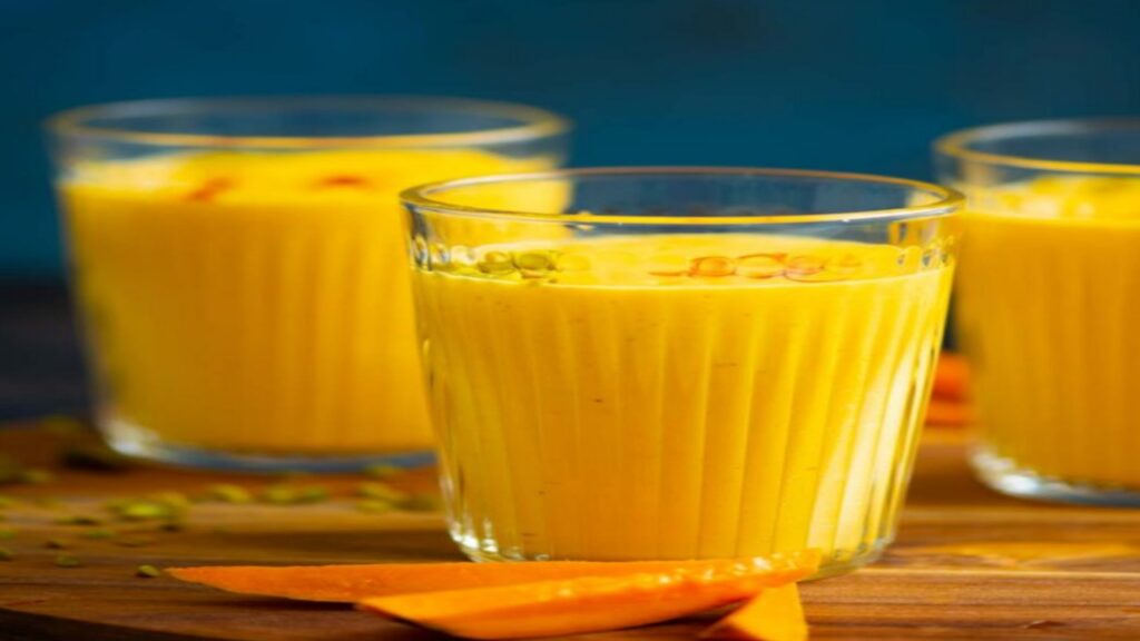 Mango lassi