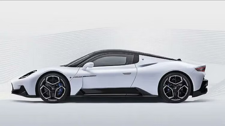 Maserati MC 20