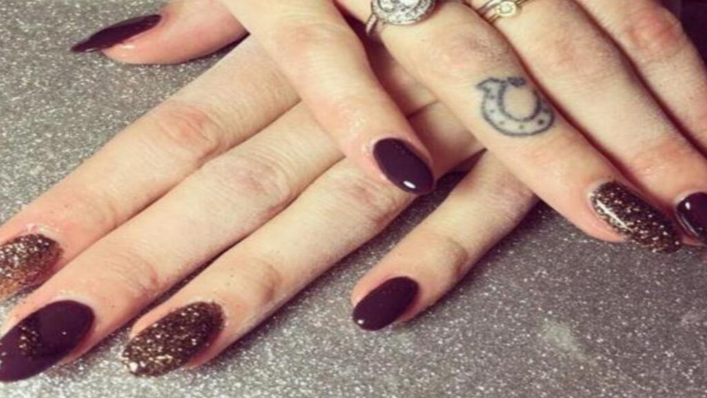 Nail art for teej